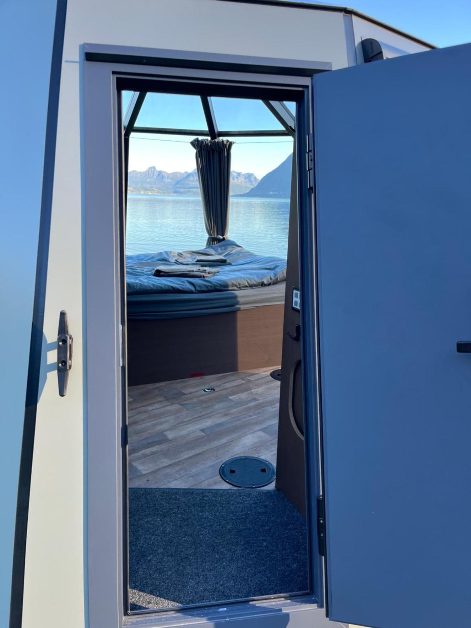 Elvegard Fjordcamp Hotel Grov Екстериор снимка